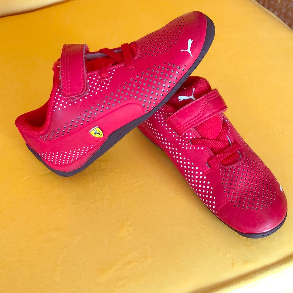 Kids Puma Ferrari Sneakers